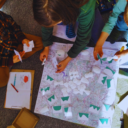 geography class activity focused on contour lines
