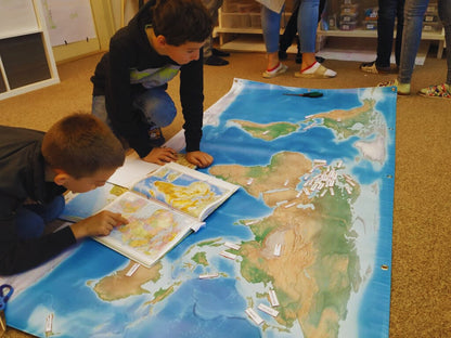 educational world map for students