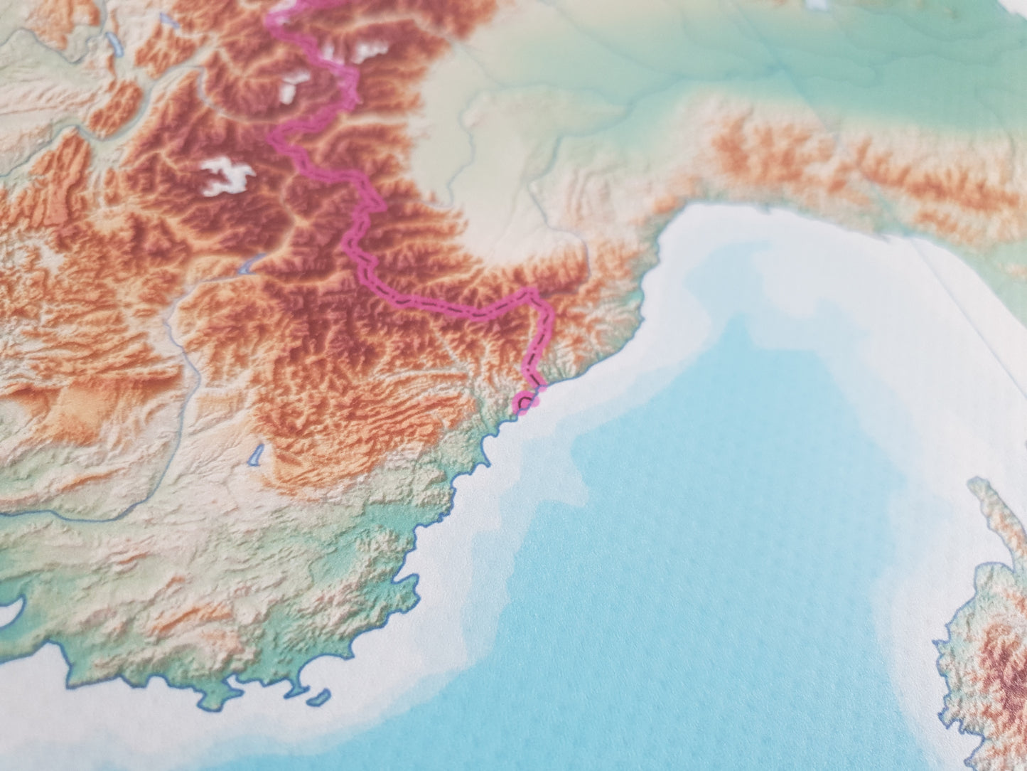 Mapuito Europe map for hands-on geography learning