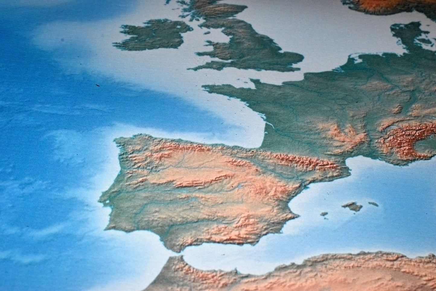 children learning geography with Montessori world map